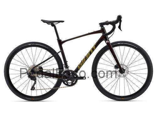 Giant Revolt 1 ficha tecnica